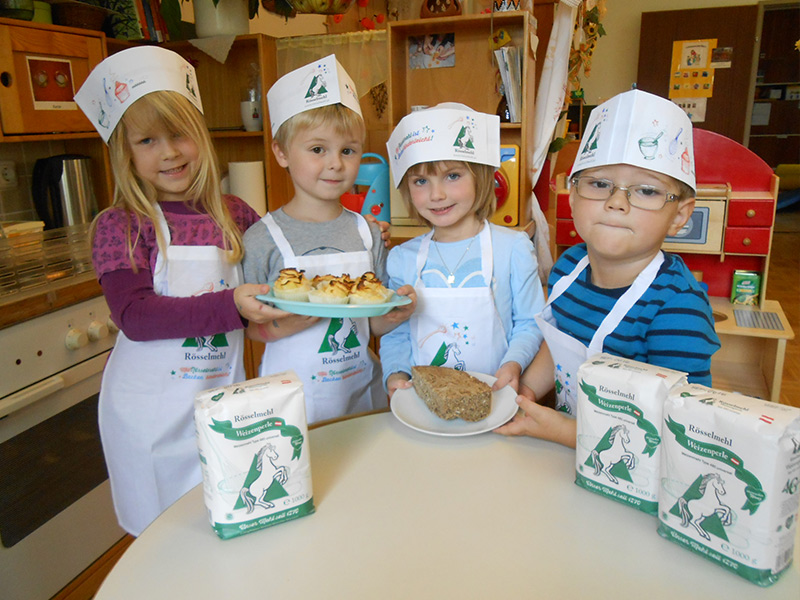 Leckere, selbstgemachte Köstlichkeiten der kleinen Bäcker gibt es auch im Kindergarten Trautmannsdorf.